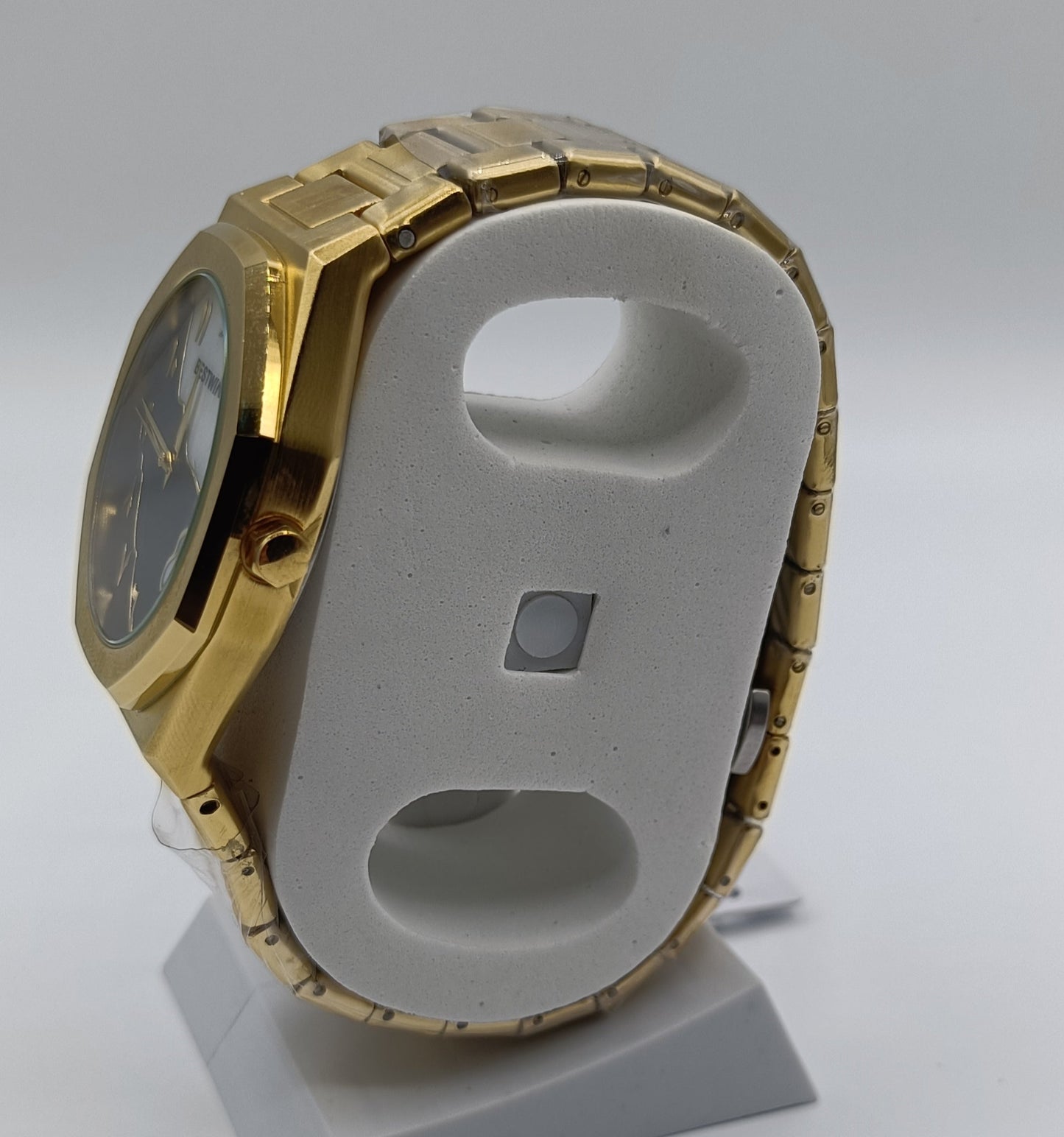 Bestwin Watch with Marble Dial & Gold Colour Chain